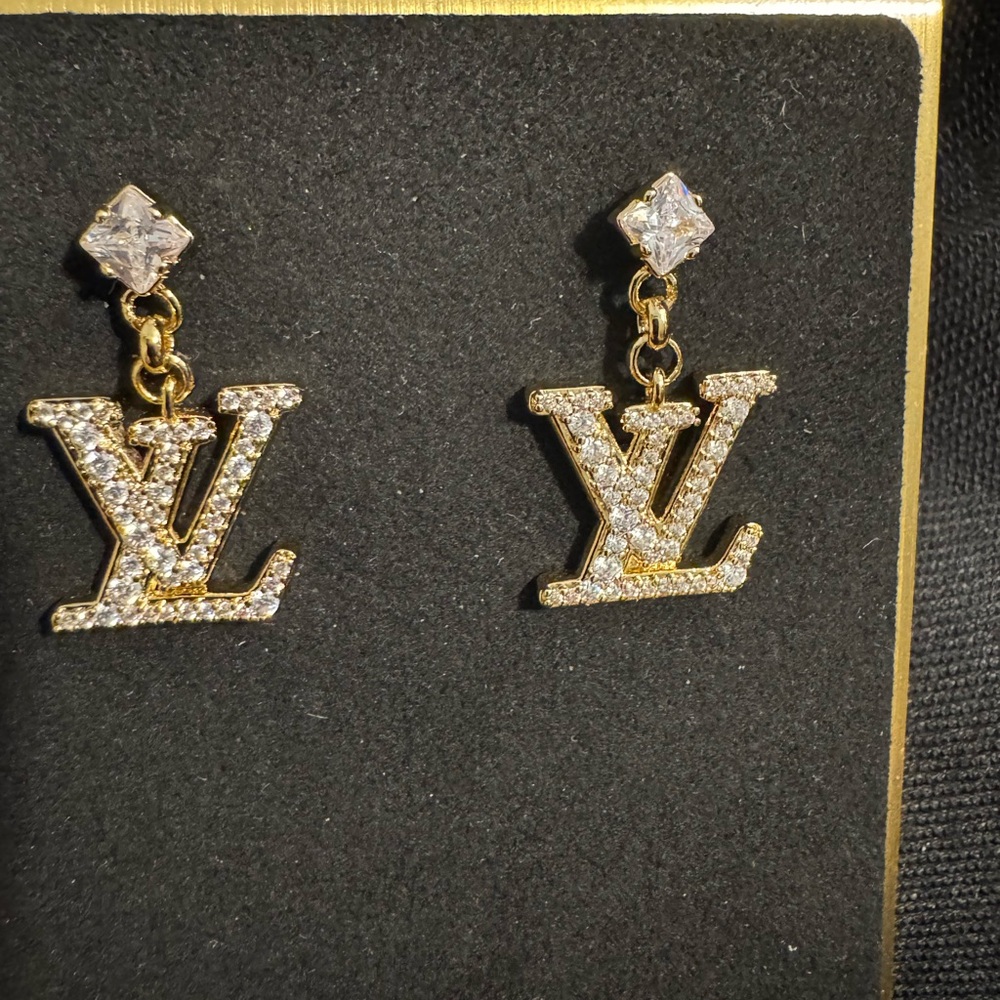 Louis Vuitton Gold LV Logo Crystal Earrings - Picture 3 of 5